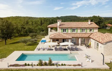 Villa Ovi, Maison 8 personnes à Karojba - Photo 1