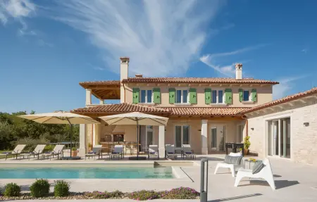 Villa Ovi, Maison 8 personnes à Karojba - Photo 2