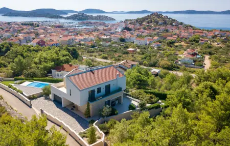 Villa Marko, Maison 9 personnes à Tribunj - Photo 3