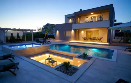 Villa Manimm, Maison 10 personnes à Posedarje - Photo 1