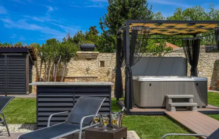 Villa Adriaticum, Maison 8 personnes à Nin - Photo 2