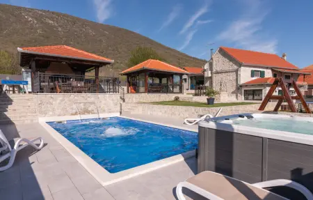 Villa Ivandvor, Maison 8 personnes à Sinj - Photo 7