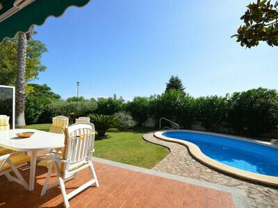 Location Maison à Sant Pere Pescador,Olot 68 - Para 5 personas, gran jardín con piscina, zona tranquila, wifi. - N°973168