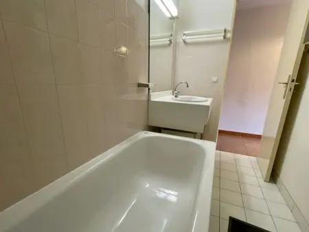 Appartement T3 avec mezzanine et parking au Rayol-Canadel - Photo 9