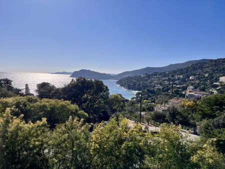 Appartement T3 avec mezzanine et parking au Rayol-Canadel - Photo 10
