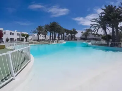 Appartement à Corralejo, Maison de vacances moderne avec piscine et terrasses - 2 chambres, Corralejo, près des plages - L973296