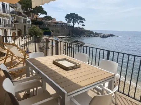 Appartement ensoleillé à Calella pour 8 personnes, à 20 min de Llafranc - Photo 2