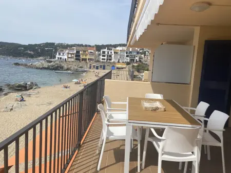 Appartement ensoleillé à Calella pour 8 personnes, à 20 min de Llafranc - Photo 5
