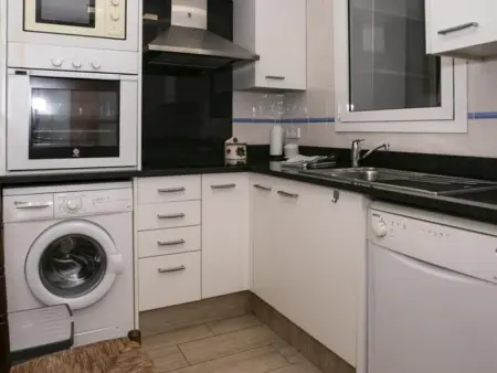 Appartement ensoleillé à Calella pour 8 personnes, à 20 min de Llafranc - Photo 11