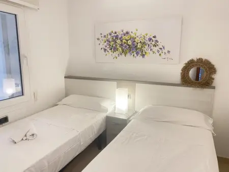 Appartement ensoleillé à Calella pour 8 personnes, à 20 min de Llafranc - Photo 12