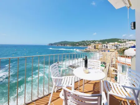 Appartement en Bord de Mer pour 4 à Palafrugell - Accès Direct à la Plage - Photo 3