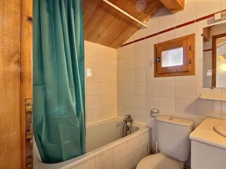 Chalet spacieux sur les pistes avec cheminée et WiFi - Photo 8