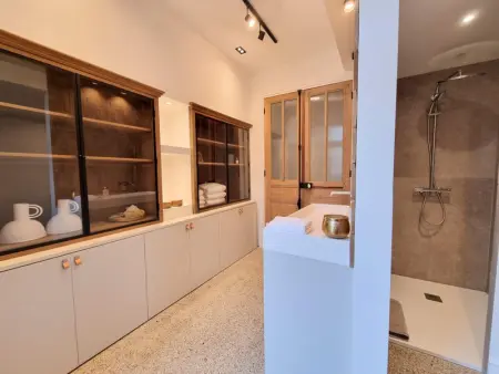 Grande Maison Bourgeoise avec Cour Privative, 5 Chambres, WiFi, Proche Commerces et Nature - Photo 21