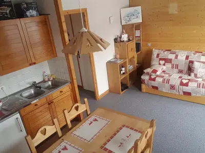 Appartement à Châtel, Studio Châtel 4 pers., Balcon sud-ouest, Proche centre & remontées, Equipé cuisine & TV, Garage - L973465