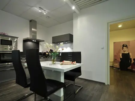 Appartement Rénové, 3 Ch. avec Parking Privé, Hyper-Centre Colmar - Photo 4