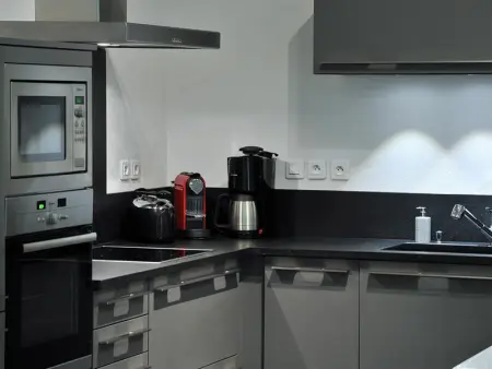 Appartement Rénové, 3 Ch. avec Parking Privé, Hyper-Centre Colmar - Photo 8