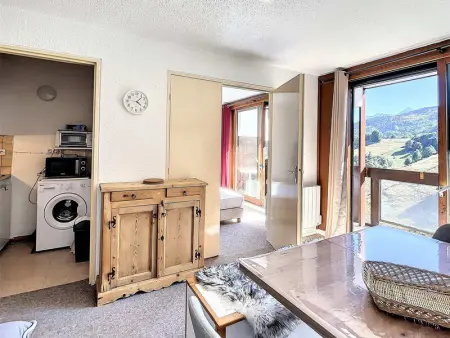 Appartement lumineux avec balcon, au pied des pistes, accès piscine, idéal pour 6 personnes - Photo 4