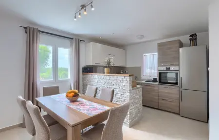 Villa Pepa Butori, Maison 4 personnes à Tinjan - Photo 3