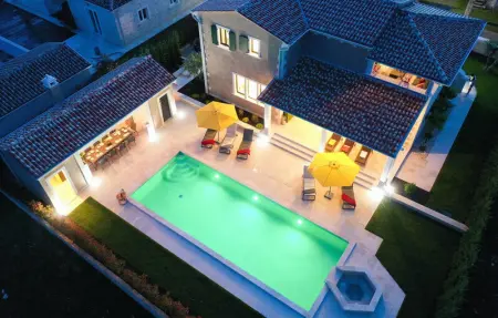 Villa Jakob, Maison 9 personnes à Tinjan - Photo 21