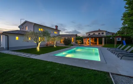 Villa Gemini, Maison 8 personnes à Porec - Photo 5