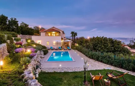 Villa Pia, Maison 8 personnes à Opatija - Photo 2