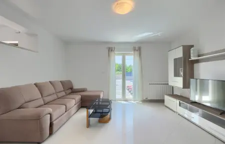 Villa Leni Kringa, Maison 5 personnes à Tinjan - Photo 1