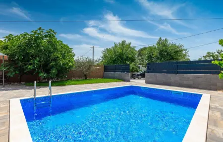 Villa Leni Kringa, Maison 5 personnes à Tinjan - Photo 2