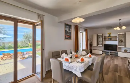 Villa Montreo, Maison 8 personnes à Tinjan - Photo 26