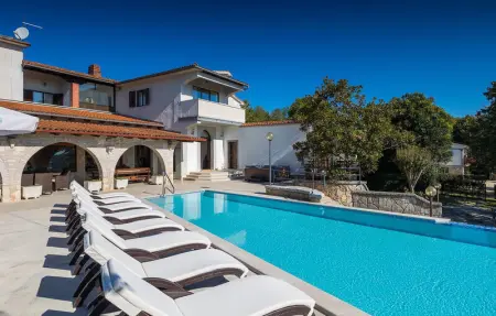 Villa Casa Travertina, Maison 10 personnes à Tinjan - Photo 4