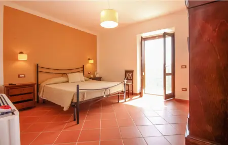 Location Maison 8 personnes à Rutino - Photo 22