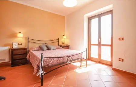 Location Maison 8 personnes à Rutino - Photo 26