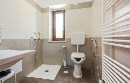 Location Maison 8 personnes à Rutino - Photo 32