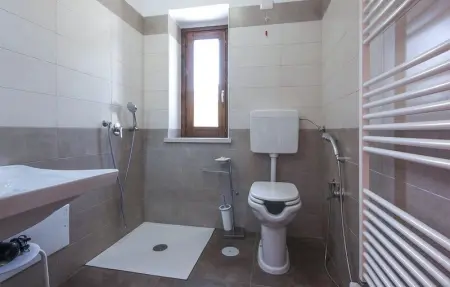 Location Maison 8 personnes à Rutino - Photo 35