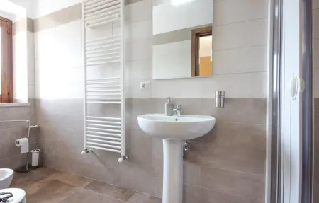 Location Maison 8 personnes à Rutino - Photo 36