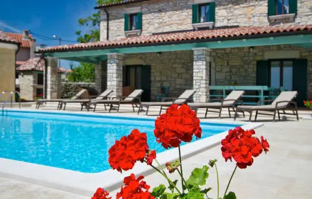 Villa Luca, Maison 10 personnes à Tinjan - Photo 10