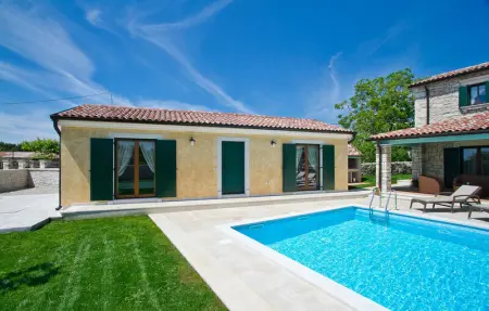 Villa Luca, Maison 10 personnes à Tinjan - Photo 14