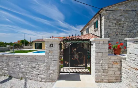 Villa Luca, Maison 10 personnes à Tinjan - Photo 20