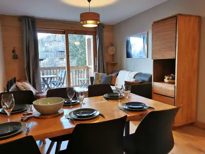 Appartement à Les Avanchers Valmorel, Charmant 3 pièces à Valmorel, skis aux pieds, 7 couchages, parking inclus - L974739