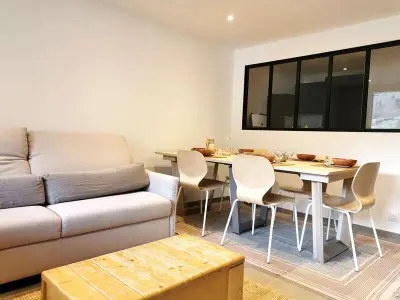 Appartement à Les Avanchers Valmorel, Appartement rénové, 3 pièces, skis aux pieds, proche centre, 7 pers., terrasse pistes - L974771