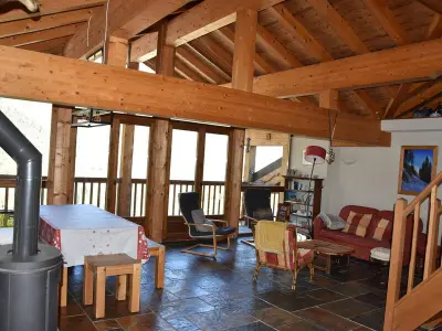 Appartement à Pralognan la Vanoise, Grand appart. 4 pièces, mezzanine, 3 sdb, poêle, proche pistes - L975088