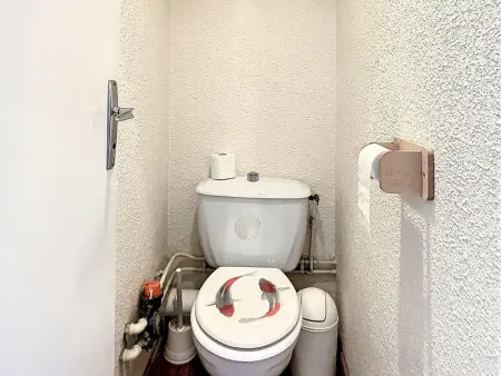 Studio cosy au pied des pistes avec balcon, proche remontées, piscine chauffée et commodités - Photo 11