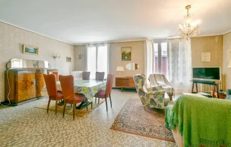 Location Appartement 6 personnes à Montpellier - Photo 2