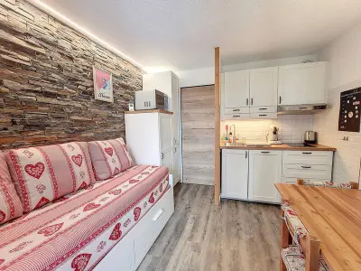 Appartement à Montvalezan La Rosière, Studio rénové, 6 pers · Pieds des pistes · Balcon sud - L975443