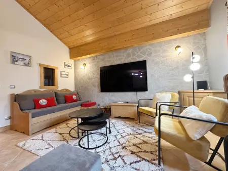 Duplex spacieux avec terrasse, piscine couverte et cheminée à Samoëns - Photo 1