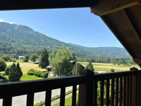 Duplex spacieux avec terrasse, piscine couverte et cheminée à Samoëns - Photo 12