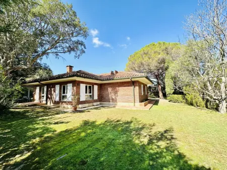 Villa avec Piscine Privée à Santa Cristina d'Aro - Proche Plages et Golf Costa Brava - Photo 2