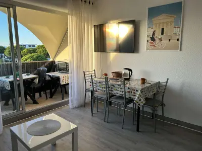 Appartement à Port Camargue, Studio cabine climatisé avec piscine, Port Camargue - L975779