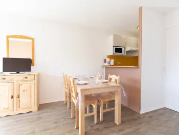 Wohnung in Peyragudes,Appartement rénové à Peyragudes, 6 pers, proche pistes, parking gratuit & avantages ski FR-1-695-40 N°975918