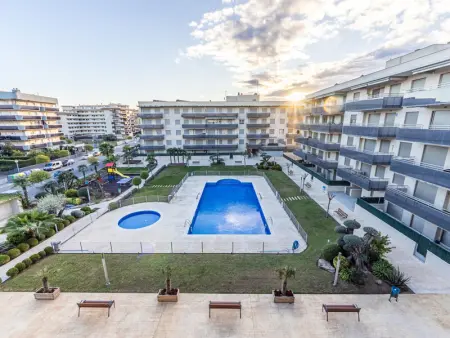 Superbe Appartement Central à La Pineda avec Piscine, Jardin et Proche Plage - Photo 1