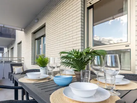 Superbe Appartement Central à La Pineda avec Piscine, Jardin et Proche Plage - Photo 7